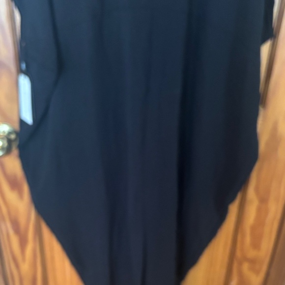 CLARA SUNWOO Classic Black V-Neck evening gown - Picture 8 of 10